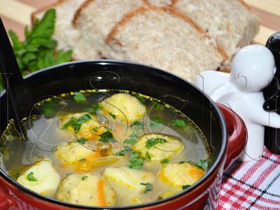 рецепт Овощной суп с сырными шариками