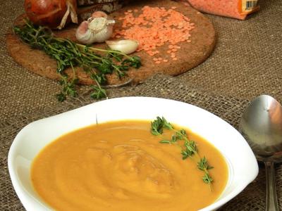 рецепт Тыквенно-морковный крем-суп с чечевицей