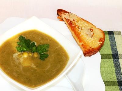 рецепт Суп-крем из зеленого горошка с мятой