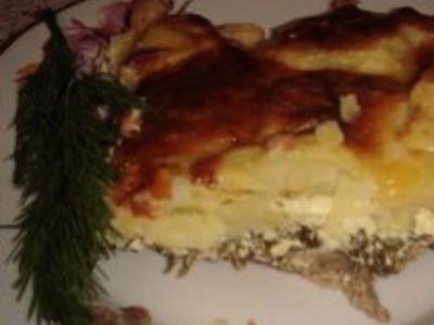 рецепт Свинина с картошкой и зеленью под сметанным соусом рецепт Свинина с картошкой и зеленью под сметанным соусом