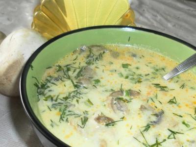 рецепт Сырный суп с шампиньонами и курицей