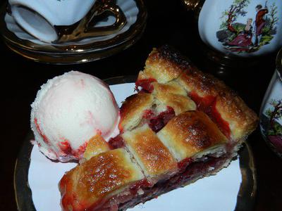  -  (Strawberry Rhubarb Pie)