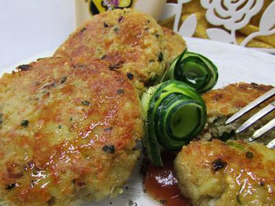 Котлеты с киноа и булгуром Котлеты с киноа и булгуром