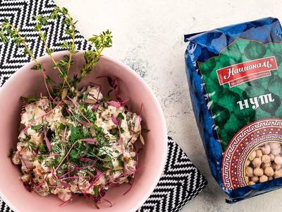 Салат с нутом, баклажанами и фетой Салат с нутом, баклажанами и фетой