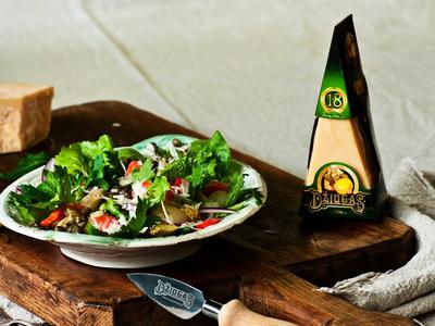 Картофельный салат с лососем и сыром Джюгас Картофельный салат с лососем и сыром Джюгас