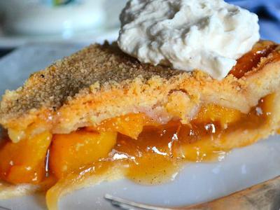      (Vanilla Bean Peach Pie)