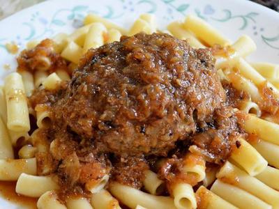    (Salisbury steak)