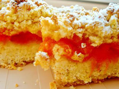   (Apricot crumb bars)