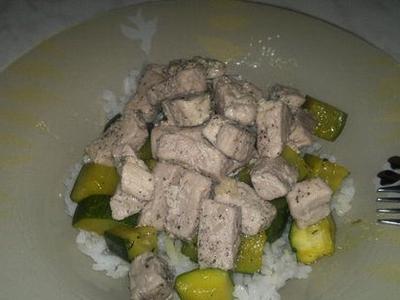 Два вида свинины с рисом и цукини Два вида свинины с рисом и цукини