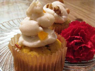  Pumpkin Cupcakes With Cream Cheese