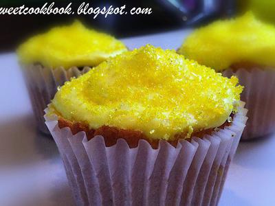 Yellow Lemon Cupcake